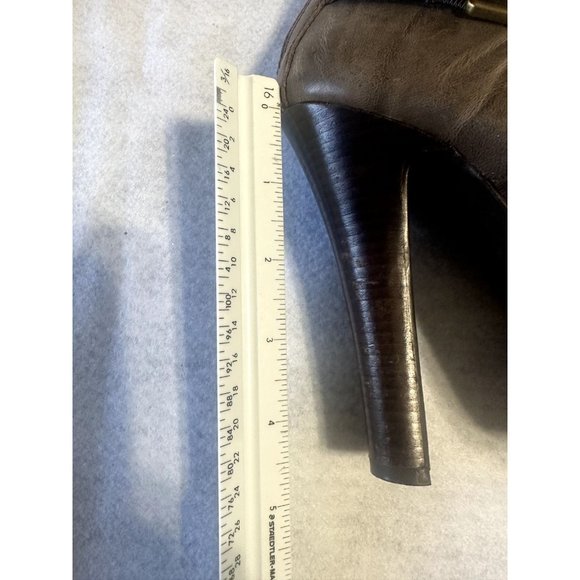 Michael Kors tatum leather bootie - size 5 - Picture 5 of 6